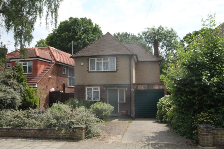 Cuckoo Hill Drive, Pinner, HA5 3PG