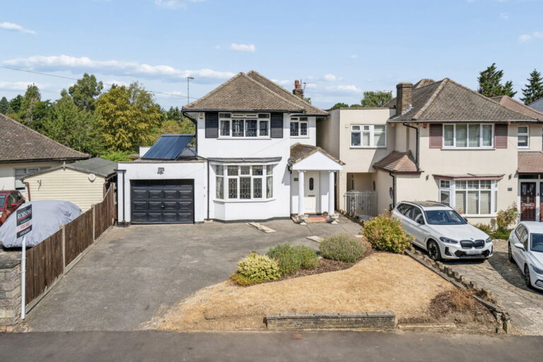 Oaklands Avenue, Watford, WD19 4LH
