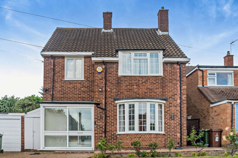 Buckland Rise, Pinner HA5