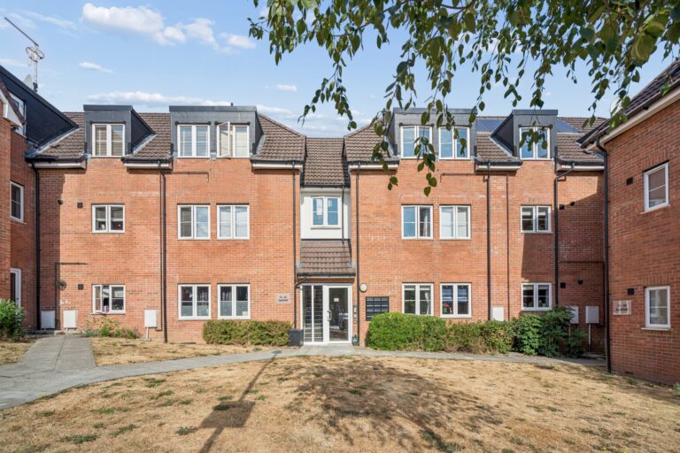 Applefield, Little Chalfont