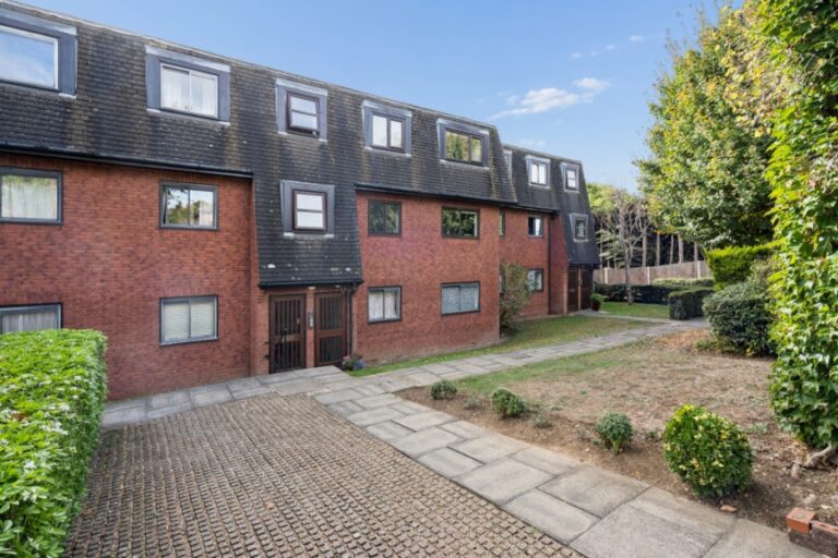 Daintry Lodge, Watford Road, Northwood