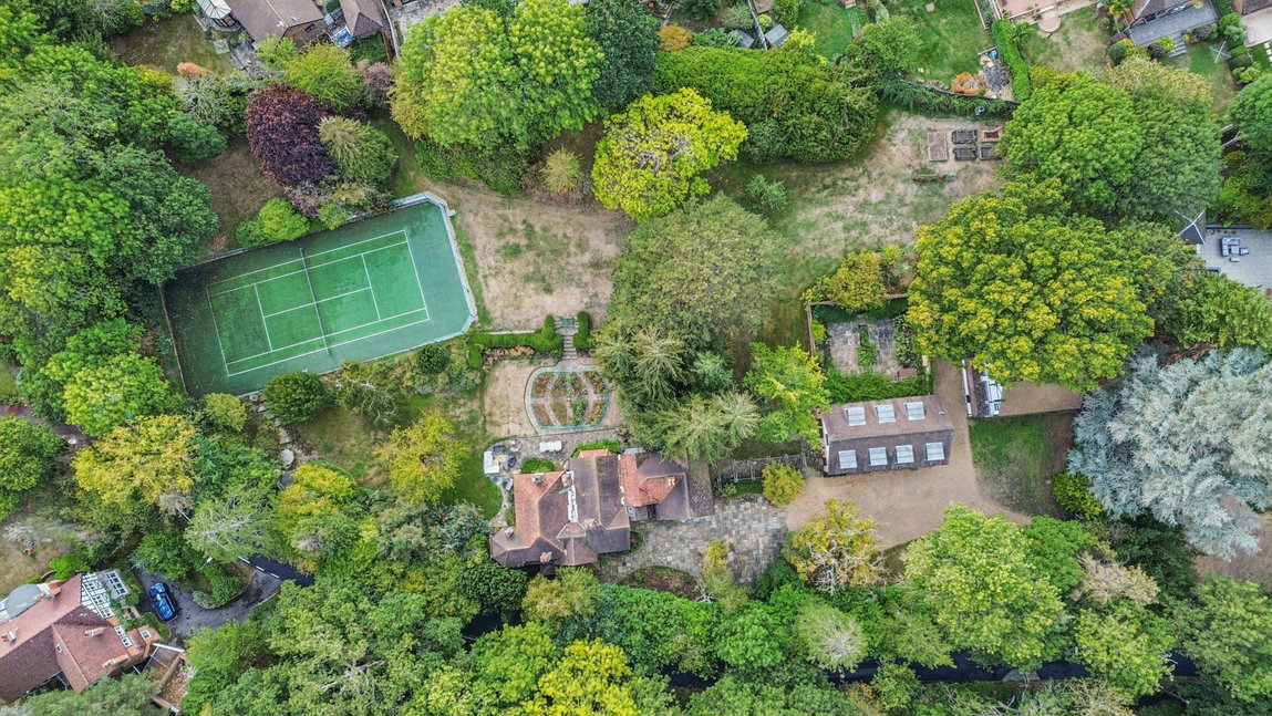 DJI_0180-7d7584f8038de123a6d0a5982a874630_1791378976458.jpg