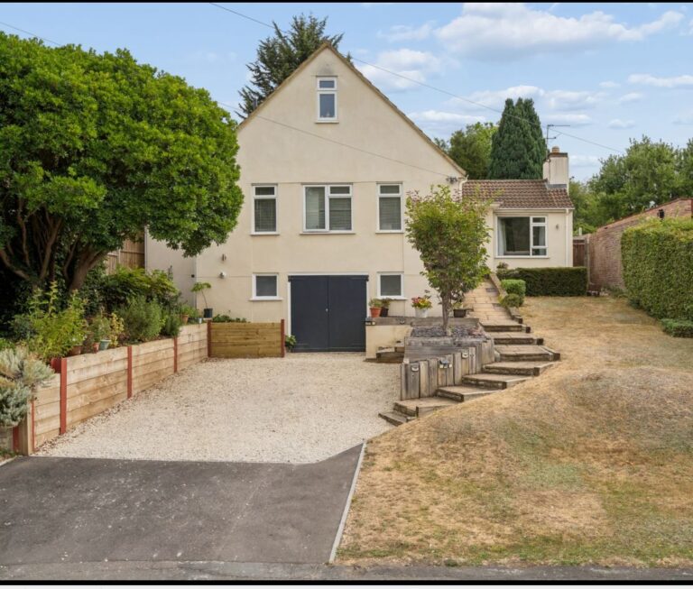 Whitelands Avenue, Chorleywood, WD3