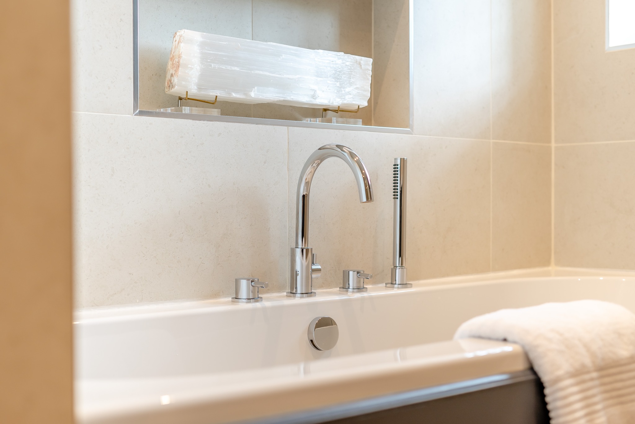 655865_1_015.jpg