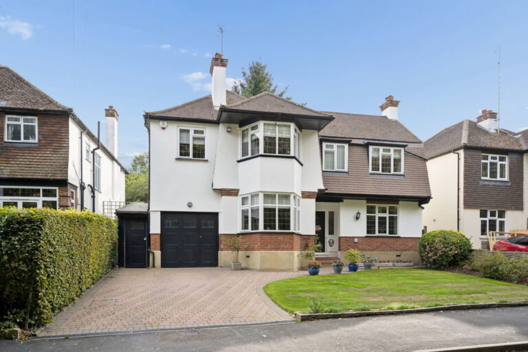 Moor Lane, Rickmansworth, Herts, WD3